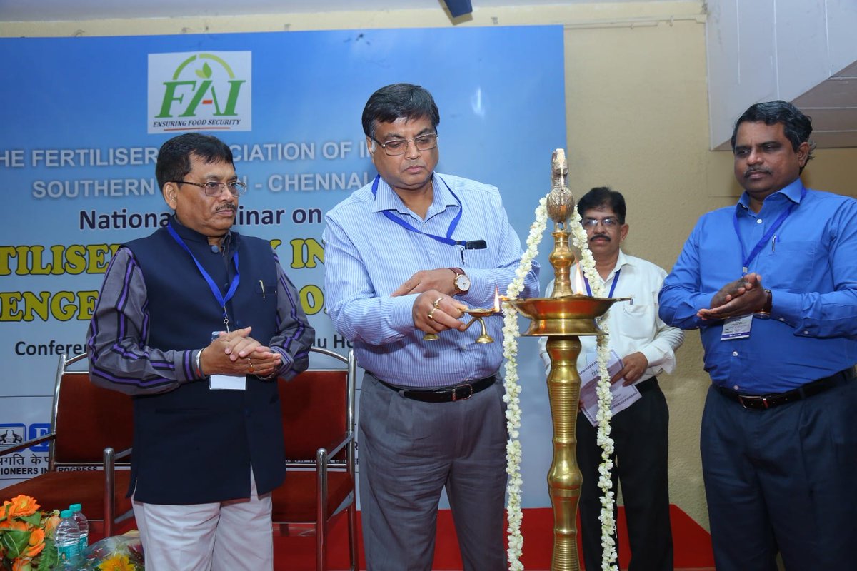 fact_kochi's tweet photo. FAI Southern Region organized a National Seminar on ‘Fertilizer policy in India – Challenges &amp; Opportunities’, at FACT Ambalamedu House, on 15-09-2022.

@FertMin_India @mansukhmandviya @bhagwantkhuba @AmritMahotsav https://t.co/KFkSiJpQzn