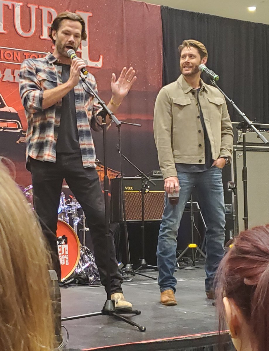 .<a href="/JensenAckles/">Jensen Ackles</a> thoroughly amused by <a href="/jarpad/">Jared Padalecki</a> 🤣 #SPNDEN