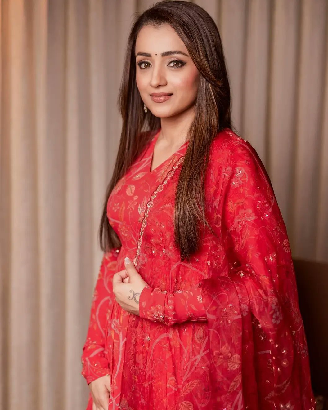 FdEsUtqXwAMyLYd?format=jpg&name=large