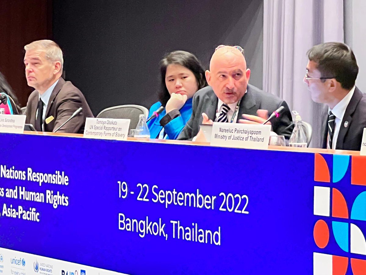 liviosarandrea's tweet photo. Full house at the Opening Plenary of the #RBHRForum today. Some of the points we heard: #CollectiveAction, #ProtectHRDs #FPIC #mHRDD #EnvironmentalRights #EffectiveA2J #NewTechinologies #VSModernSlavery. @BizHRAsia_UNDP https://t.co/7piwVN8rFt