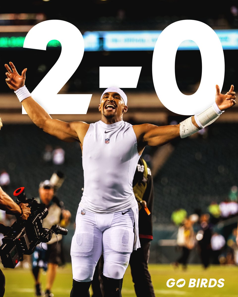 Eagles's tweet photo. And a good night to all.

@JalenHurts | #FlyEaglesFly https://t.co/HUJcKvLbVJ