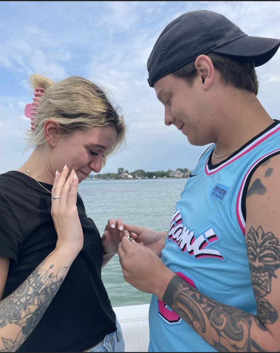 Liammurrayy's tweet photo. My sister from another mister got engaged yesterday and let me tell you… No other human in this world deserves the sacred love she has found, more than my @lilllllzz te dua, cheers to you and Jon🌌🖤💎- xoxo Leeham💋 https://t.co/ex7sw8lnks