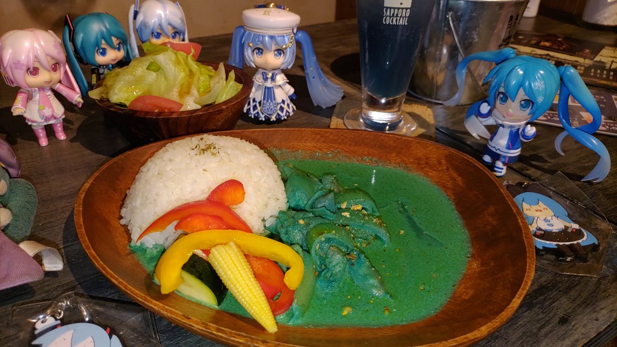 tenguyama_3939's tweet photo. THE VR  ROOM KYOTOに再び！
初音ミクのカレーライスセットを注文！
独特な甘辛さでうまし！( ´∀｀ )b

#千本桜10周年
#千本桜10h
#初音ミクコラボカフェ
#千本桜コラボカフェ
#京都
#thevrroomkyoto https://t.co/2At60aJ07O