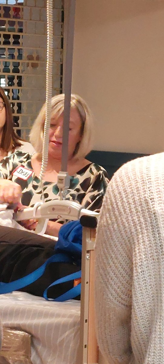 Equipment demonstration #one2care  Thinking about how we can use equipment to support the single handed care approach and support people to be at home.@GinaSargeant