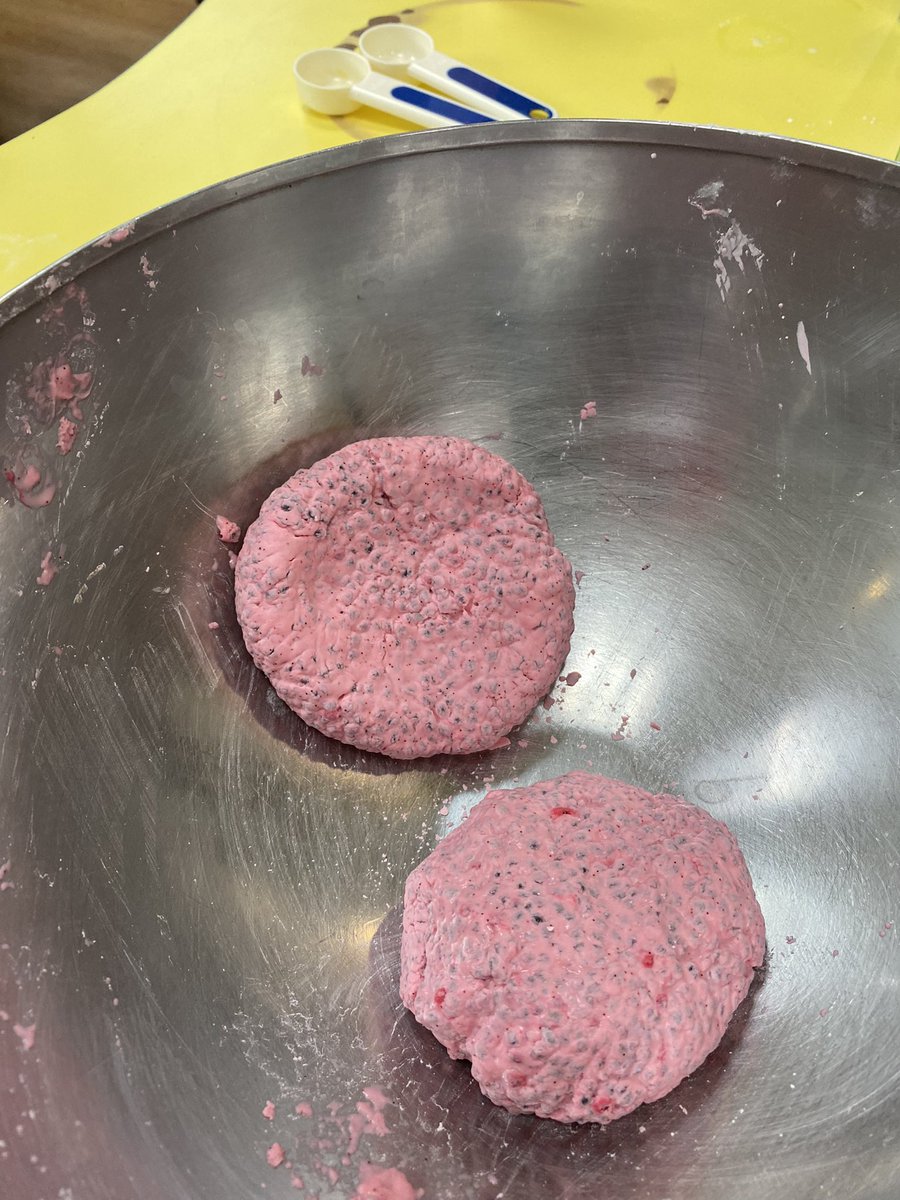 jennyeveland's tweet photo. #NISTis play.  Every international school I have been at has blown me away at how they organize their open studios… Today at a staff mtg, EY teachers presented Open Inquiry Maps. Got us thinking about how it relates to TAB in art @annadeibisu .. and it was fun to make slime! https://t.co/vkS8o7302u