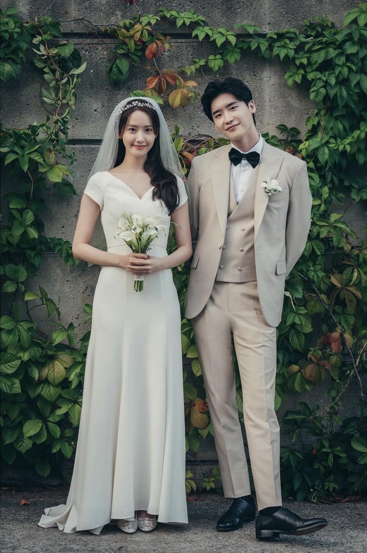 ordinarynojaem's tweet photo. they do hear our prayers and release the clear version of changho x miho’s wedding pics😭 they’re so pretty together🥹🤍 https://t.co/rxMTGOKqhU