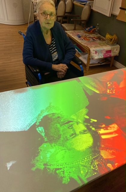 OMinteractive1's tweet photo. Great to see @ForestHealthLtd making good use of our royal activity.
#Queen #queenelizabeth #Mobii #ominteractive #elderlycare #carehomes #carehomeactivities https://t.co/kTyLNbktLe