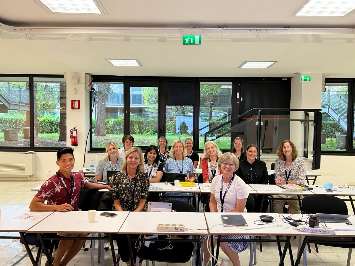 The physiotherapy working group at EHDN 2022 Bologna - what a great team, fantastic work being done in workstreams to support implementation of the physiotherapy guidelines ehdn.org/physiotherapy-…  <a href="/HDA_tweeting/">Huntington's Disease Association</a> <a href="/HDSA/">HDSA</a> Get in touch for more info