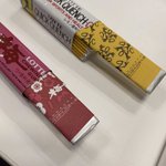 懐かしさを感じる板ガム。しかし差し出されるとちょっと怖い!？