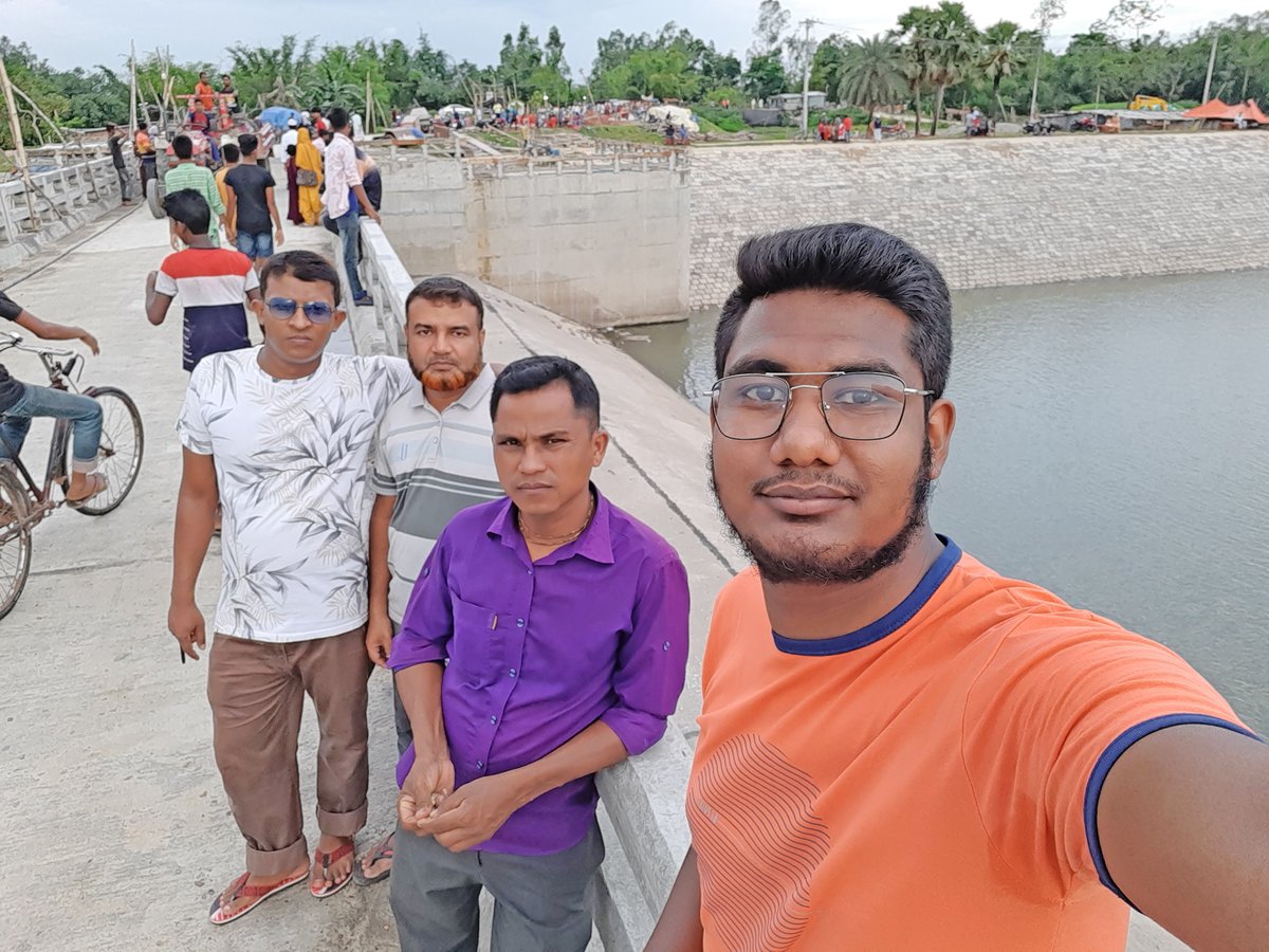 ProsaduR's tweet photo. sujgad sobia tanku https://t.co/fYLWL0kpFK