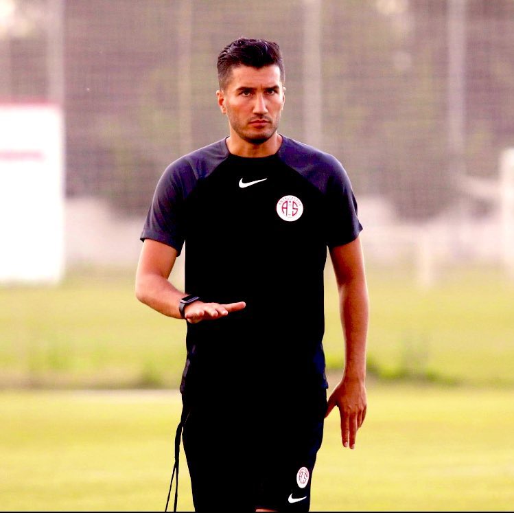 Durma, yürü! Bir şehir arkandan gelecek. Seninleyiz hocam <a href="/nurisahin/">Nuri Şahin</a> #bizantalyasporuz