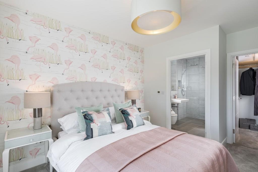 MyMoveTracker's tweet photo. 🛏️ 2 bedrooms
💷 £425,000
📌 Parish Lane, Pease Pottage, RH10
🔑Marketed by @woodgatepeasepottage

This apartment offers a large fully fitted open plan kitchen/living/dining room with views across the water &amp; Tilgate Forest.
.
.
#buying #forsale ⁠#home #house https://t.co/1qtFLeaD5x
