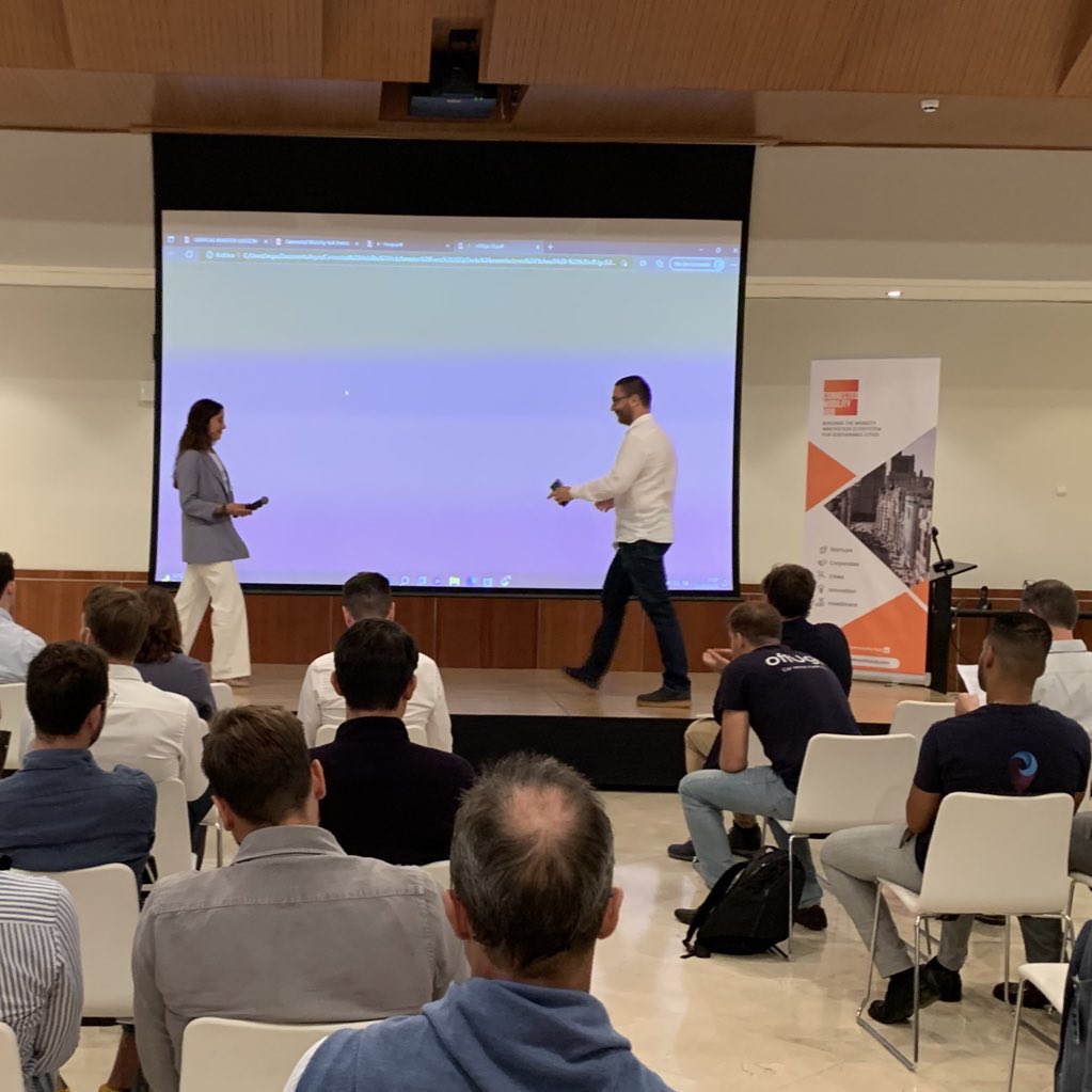 enisa's tweet image. #ClienteEnisa @Velcamotor @Hoop_Carpool @eccocar @motoreto_  @flit2go @mimotoparking @AireMobility Momoven &amp;amp; Offugo today at 5th Annual Connected Mobility Hub Smart Mobility Investor Event organised by Eoniq.fund and Connected Mobility HUB #Málaga 

@tomhorsey