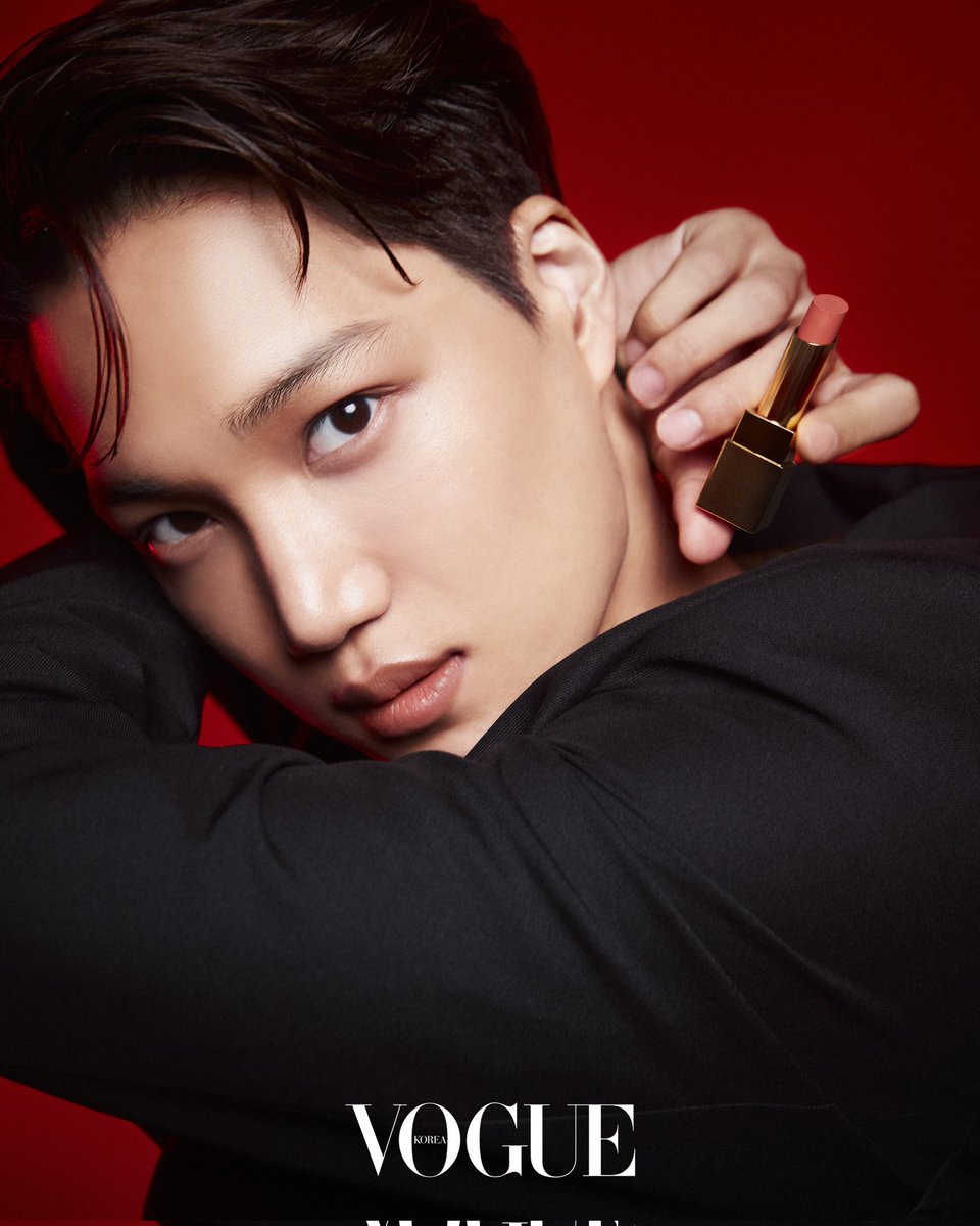 VOGUE KOREA tweet media