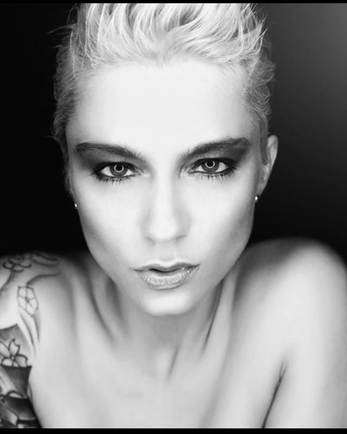 Mila Milan 🇺🇦🇺🇦🇺🇦 on Twitter: "https://t.co/VEMy3frNNt RT https://t.co