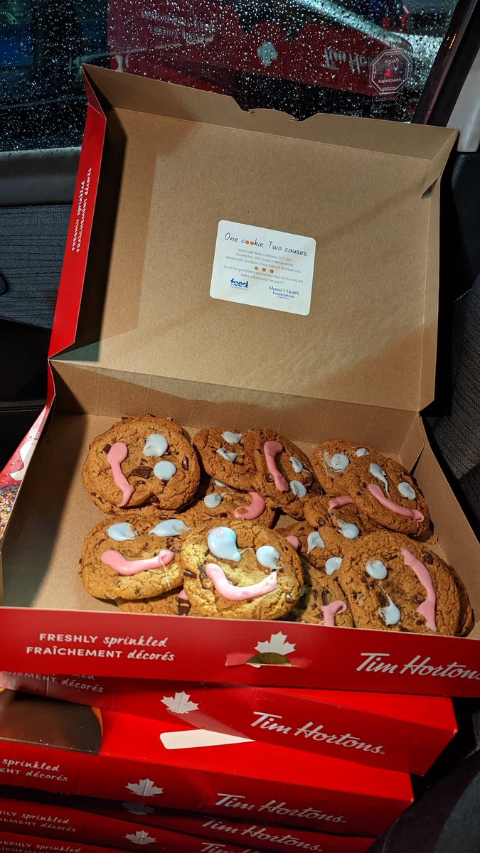 MentalHealthNS's tweet photo. It's never too rainy to share some smiles!
Smile Cookies, that is!
We are honoured to take on deliveries all morning of #SmileCookies !
All proceeds going to @mentalhealthns and @feednovascotia !
#shareasmile #mentalhealthawareness #cookieforacause https://t.co/Sc9Px0uuiN