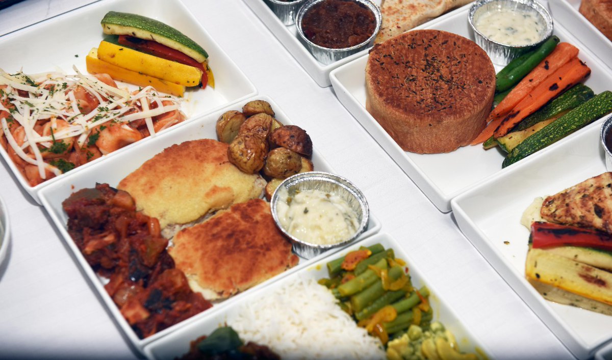 SLCS_Official's tweet photo. Meal tasting sessions with SriLankan Airlines @flysrilankan
#SriLankanCatering #SLCS #SriLankanAirlines #FlightKitchen https://t.co/lrNcUKiYFh