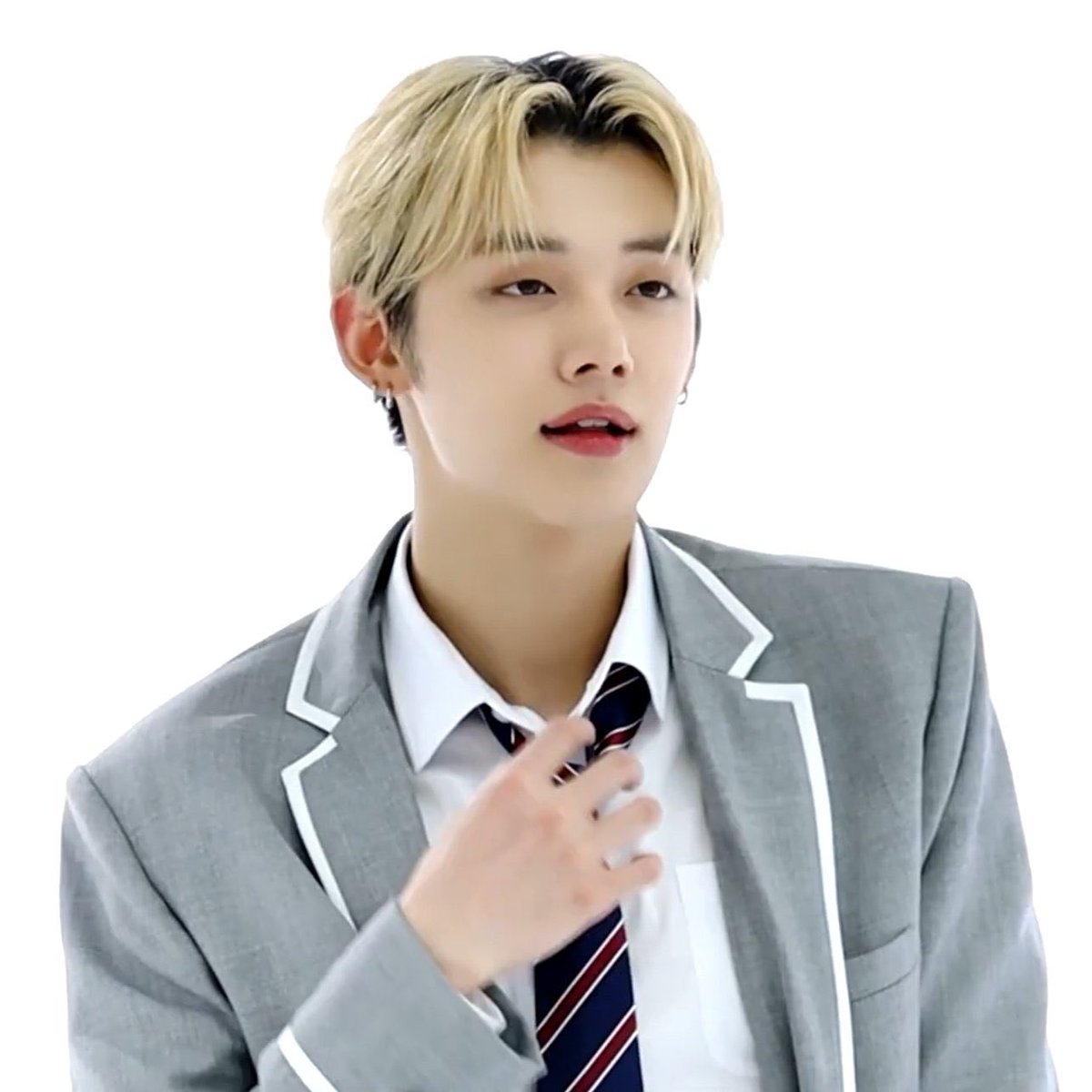 kooorong's tweet photo. 연준 센빠이 ❤️ https://t.co/765GECtALA