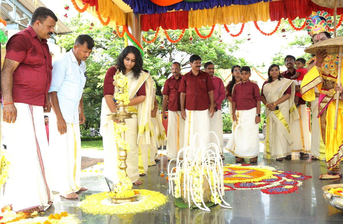 WelfareRtc's tweet photo. #onam2022 
The Onam for this year has been happily celebrated @rtcpgm on 18/09/2022. Smt. Smitha Pauly, President RCWA along with Sh. Pauly P.P. DIG/Principal inaugurated the celebrations. Onam feast arranged for all members of the campus followed by various games &amp; competitions. https://t.co/q2EvrGk2KO