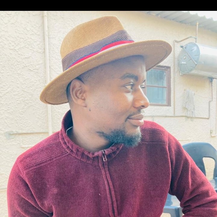 WeatherDalosh's tweet photo. #NewProfilePic https://t.co/2wLyJGOvkT