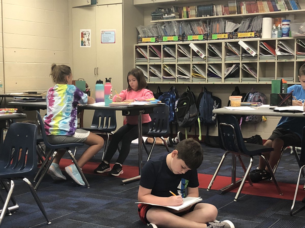 moore_uve's tweet photo. I loved the determination and focus the students demonstrated yesterday as they continue their learning about personal narratives.  Yesterday their learning revolved around goal setting and how to respond when you “run out of gas” as a writer.  #UVEMADE https://t.co/uuo2tcqY9h