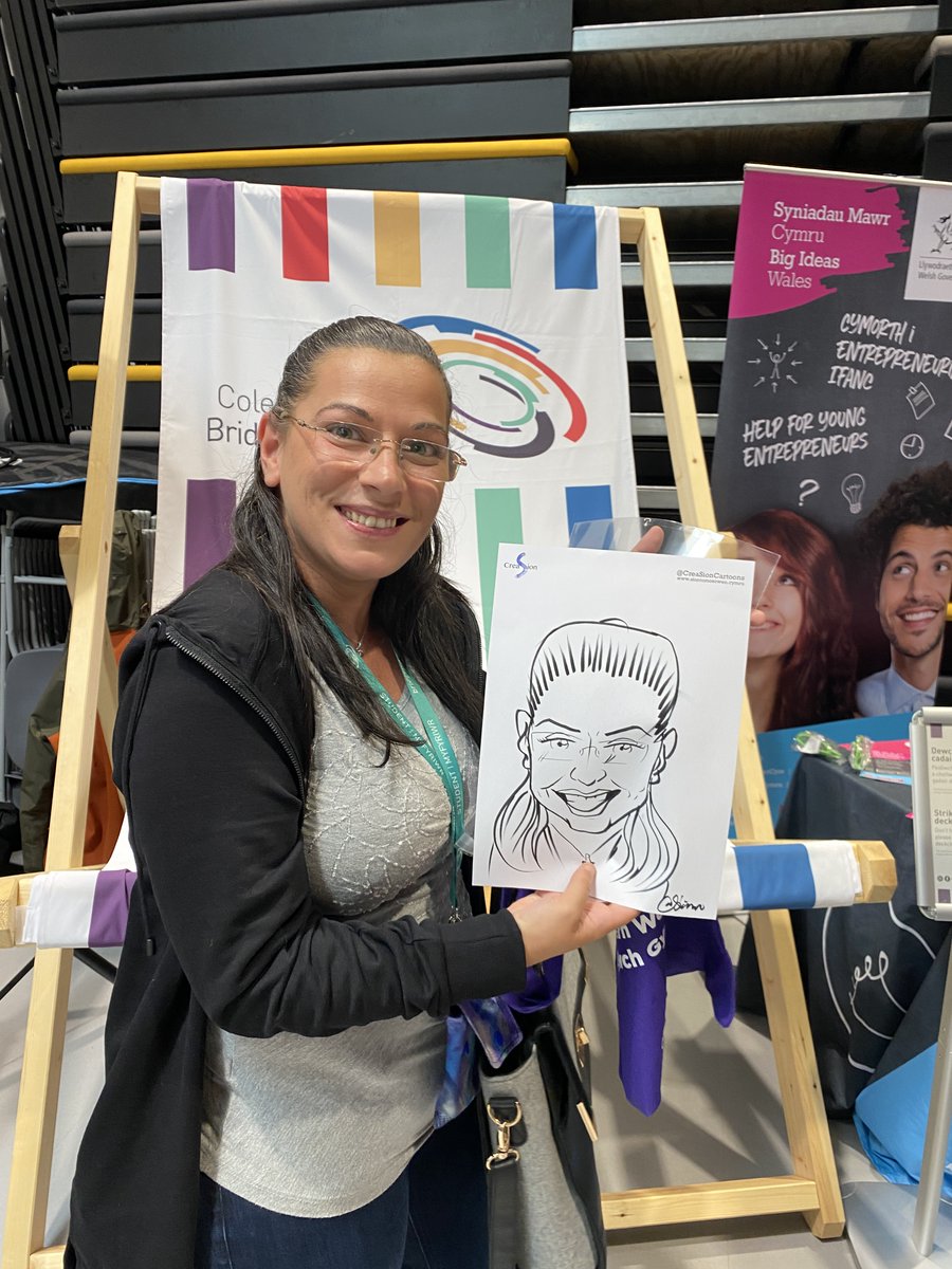 Bridgend Student Life tweet media