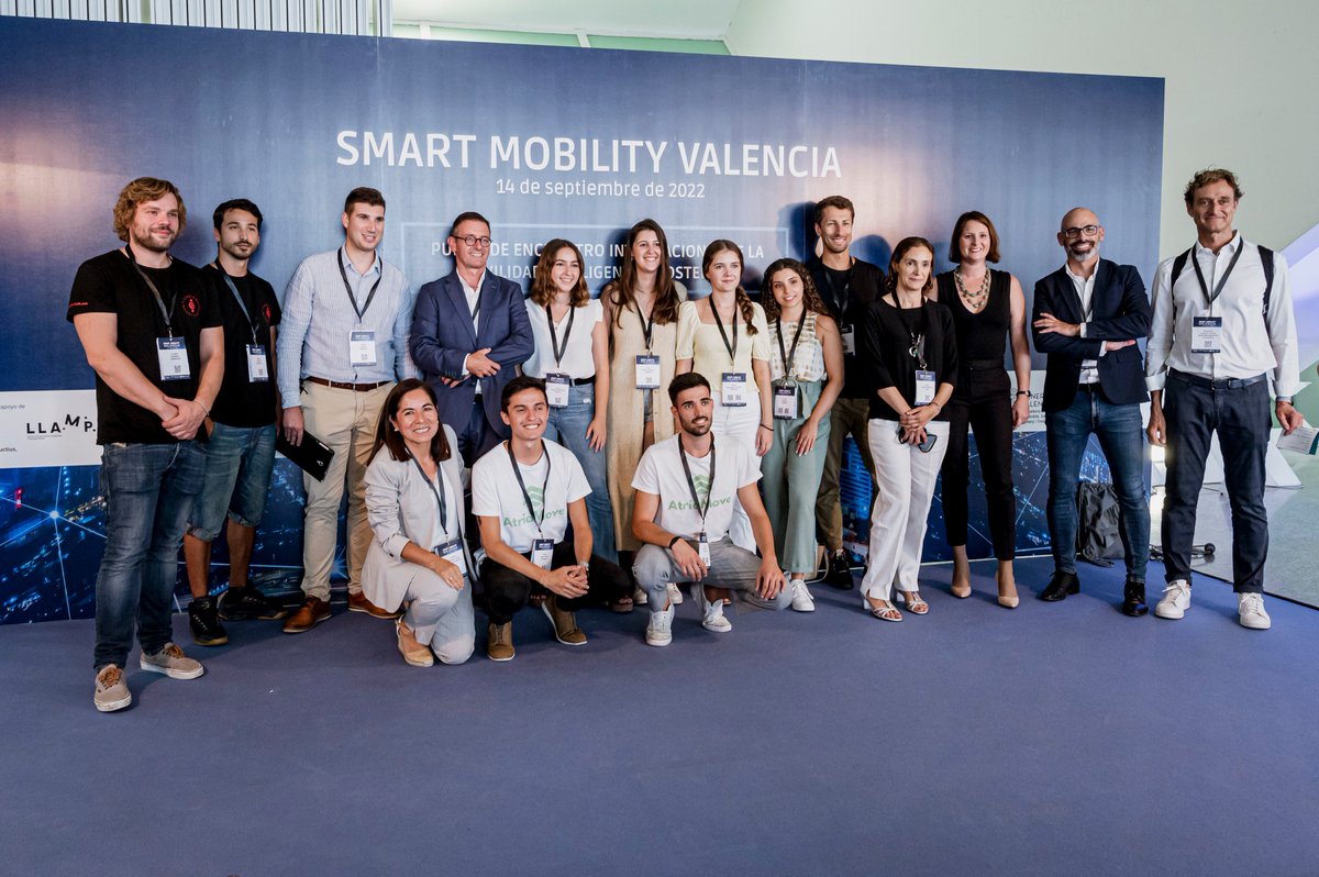 MobilityVlc's tweet photo. 🚀El ecosistema emprendedor valenciano representado en el #SMV2022 gracias a @hyperloopupv @FSUPVteam @wattmobileupv @Gaia_Green_Tech @MiivoMobility @V2C_Charge Last Mile Team,SpotiEnergy @atriamove @WonderBitsNet @UNAcare_EU Movelso @skrollerbelt  @volveromobility UNIMOV o Spiny https://t.co/VVPitQUpeg