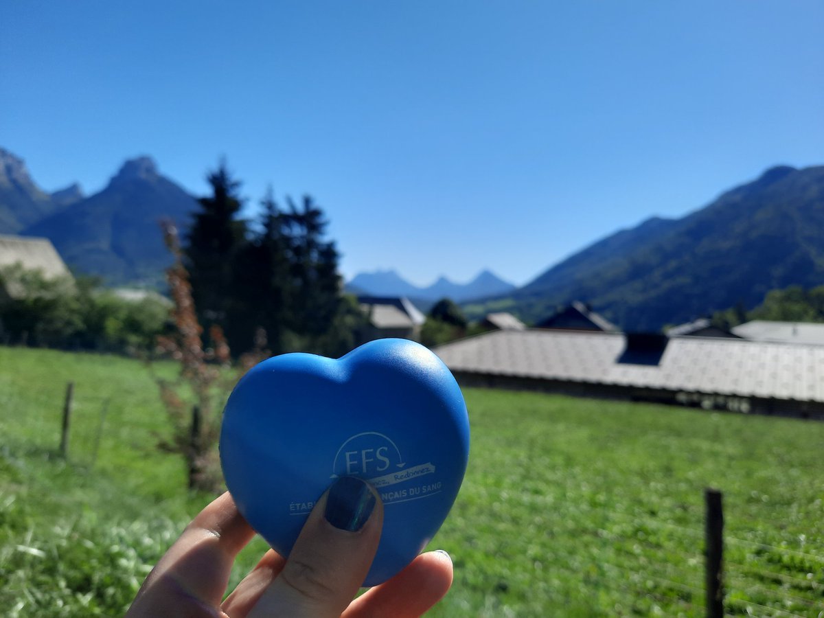 angelinaravis's tweet photo. 🩸@DonSangBenevole 
Nouvel Outil de compatibilité 
🅰️🆎️🅱️🅾️
#prenezlerelais #partagezvotrepouvoir #sauvezdesvies #dondusang #hautesavoiedondusang #DonneursDeSang #TousSoignants #noussommesdonneurs #dingysaintclair @Florian_vallet 💉 @EFS_dondesang https://t.co/ihYEnMnZNS
