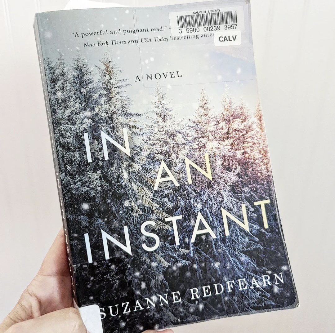 katiekizzier's tweet photo. Impossible to put down, #InanInstant makes you feel like you are in the story, watching as the family's RV gets stuck in a winter storm and morals are tested. Each decision is life changing and eye opening.
Full review on Insta⬇️ https://t.co/Xs3ETTmtDM
#bookreview #BookTwitter https://t.co/1QXjCUk8Bu