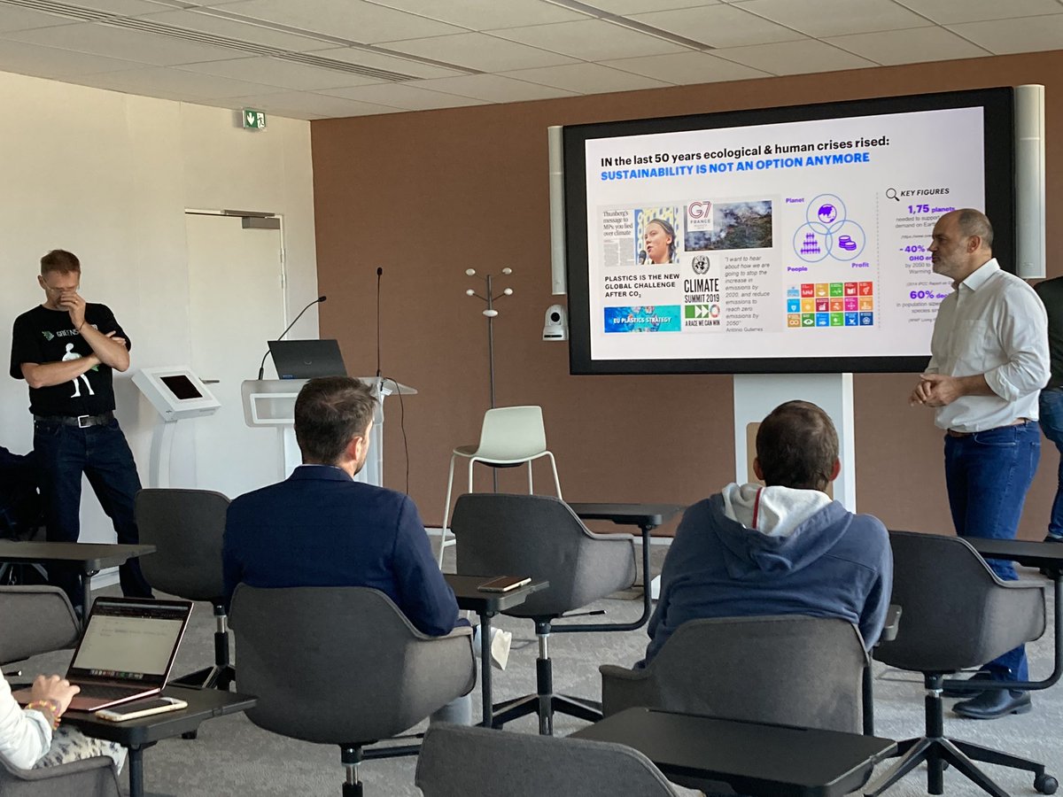 Ce mardi, au #campusbyca, un événement de la <a href="/NantesDigitalW/">Nantes Digital Week</a> 0rganisé par <a href="/Green_spector/">Greenspector</a> et <a href="/AccentureFrance/">Accenture France</a> -  « Cloud computing et RSE: amis et ennemis? »
<a href="/NantesDigitalW/">Nantes Digital Week</a> <a href="/CAAtlantVendee/">CA Atlantique Vendée</a> #RSE #computing