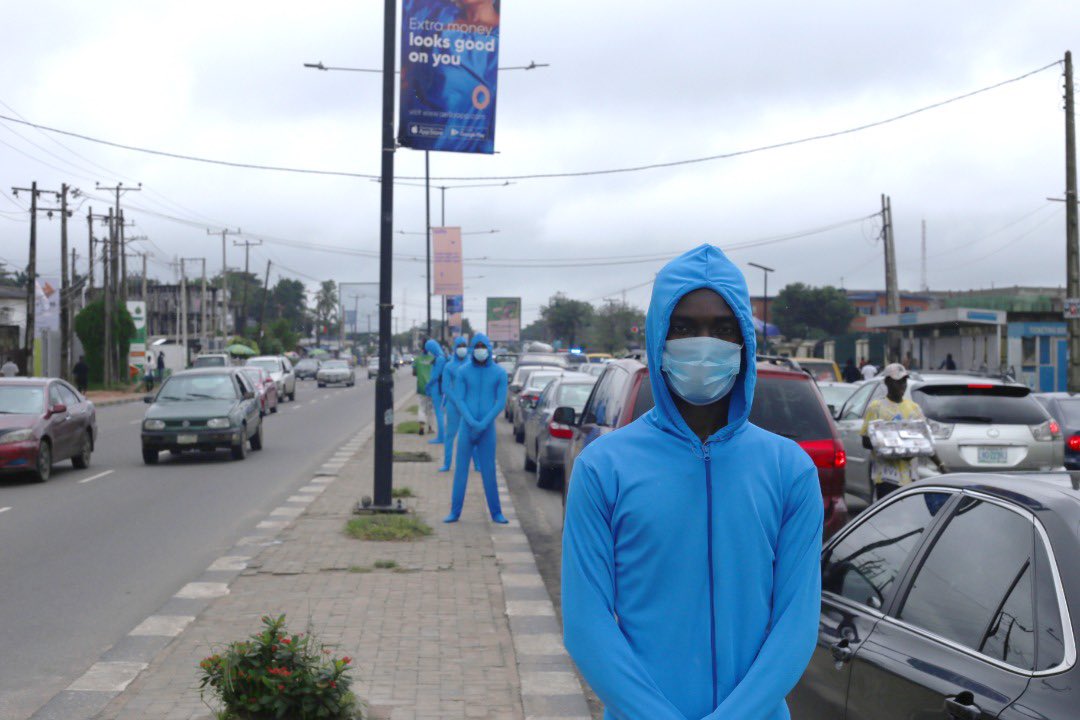 the_Lawrenz's tweet photo. If you come across these  #MenInBlue in Lagos. Walk up to them with confidence and take a selfie with them.  Post on your socials with the aforementioned hashtag and #Confidencels. You’d stand a chance to win airtime. 🙏😁😁 https://t.co/kIPA9VTM7N