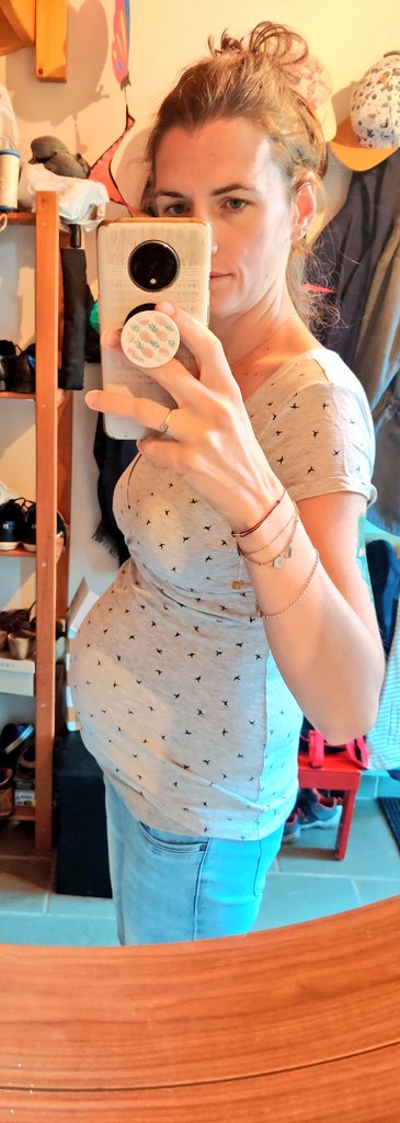 CoccS's tweet photo. Hello 5eme mois ! #20sa #pregnant
Avec un ventre un mois plus gros que pour Bobby 🫣 https://t.co/PPfRGiAbTm