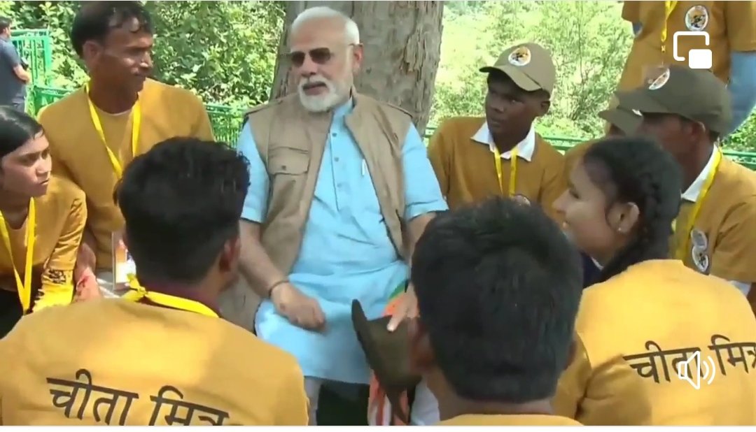 publicpage123's tweet photo. मा.प्रधानमंत्री जी @narendramodi जिस तरह से आज आपने #चीता_मित्र वन विभाग में रखे हैं उसी तर्ज पर20वर्ष पहले यूपी शिक्षा विभाग में #शिक्षा_मित्र नियुक्त किये गए थे जो विद्यालय का ताला खोलने का काम किये लेकिन आज उनके परिवार भूख से मर रहे हैं.
@PMOIndia
@dpradhanbjp @aksharmaBharat https://t.co/k4GUEYQrQV