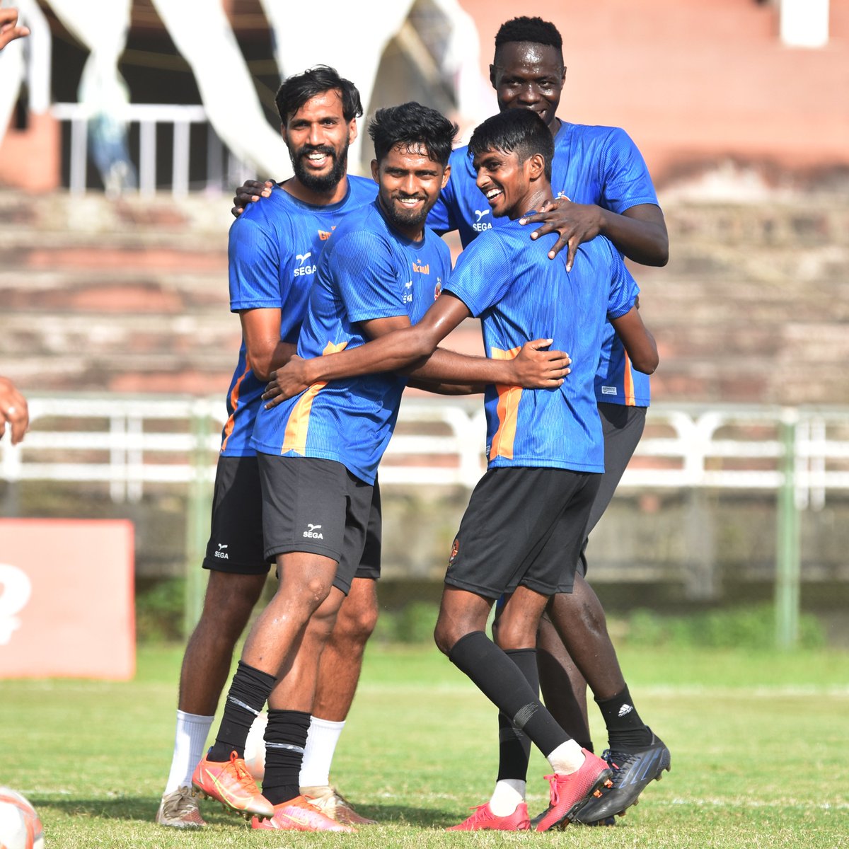 GokulamKeralaFC's tweet photo. Home comforts! 😍 

#GKFC #Malabarians https://t.co/BfkODAjRUE