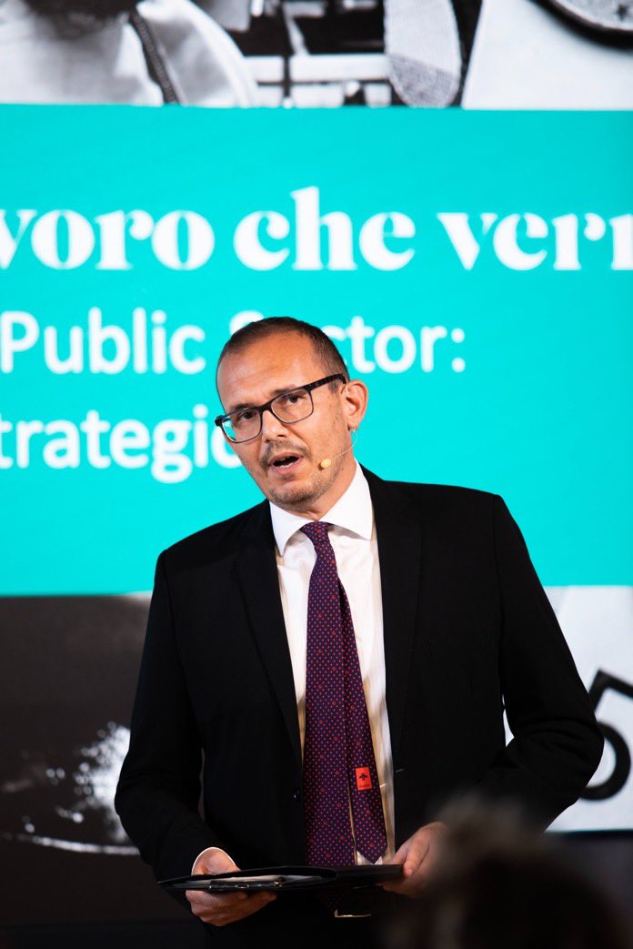 AndreaZirilli75's tweet photo. Quali trasformazioni sta affrontando la PA?Come approcciare al meglio le azioni necessarie a supportare il cambiamento?Ho avuto il piacere di moderare un confronto su questi temi.Con
Alessandra Spagnolo,Guido Stratta,Michele Bertola,Massimiliano Paladini @EnelGroupIT @AliaServizi https://t.co/XsWAWvqKKE