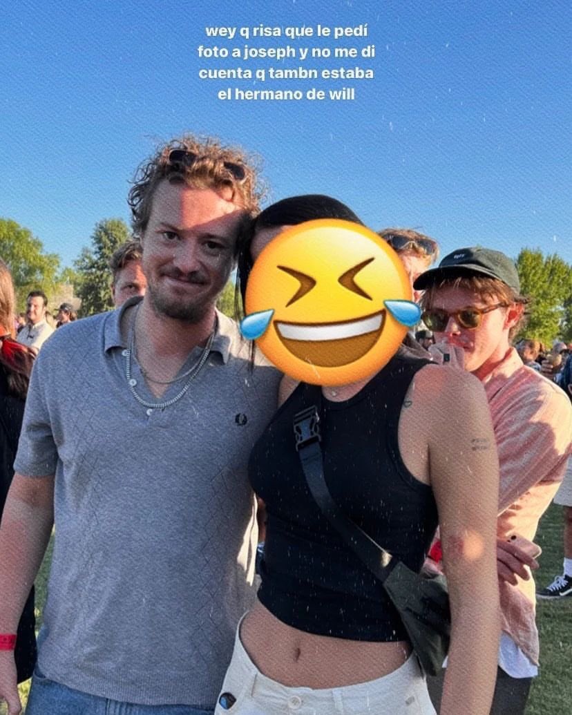 soft4munson's tweet photo. the way he's just staring in the bg POOR CHARLIE https://t.co/9Uh5udDZK6