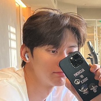 Kittenhwang tweet media