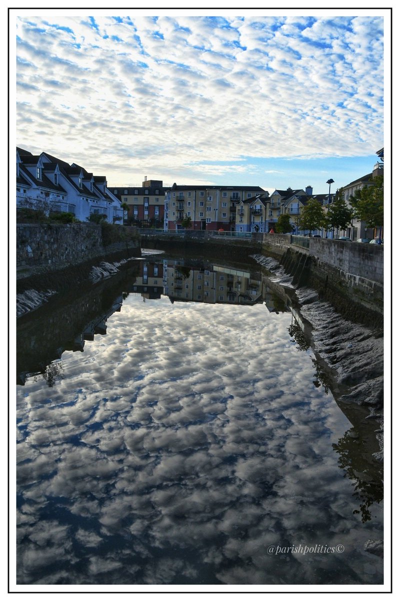 Parishpolitics's tweet photo. Good Morning from #Waterford #Ireland #Reflections #SeptemberMorning https://t.co/3rQszIzS1D