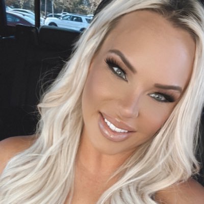 MetaBlondie_'s tweet photo. #NewProfilePic https://t.co/nB8NFvJUf1