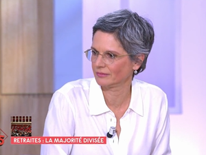 titrespresse's tweet image. (MidiLibre.fr): "#Briser la santé morale des femmes" : #Julien Bayou mis en cause par Sandrine Rousseau dans C à Vous : Invitée de l'émission C à vous sur France 5 ce lundi 19 septembre, la députée Sandrine Rousseau a affirmé.. titrespresse.com/102156742205/b…