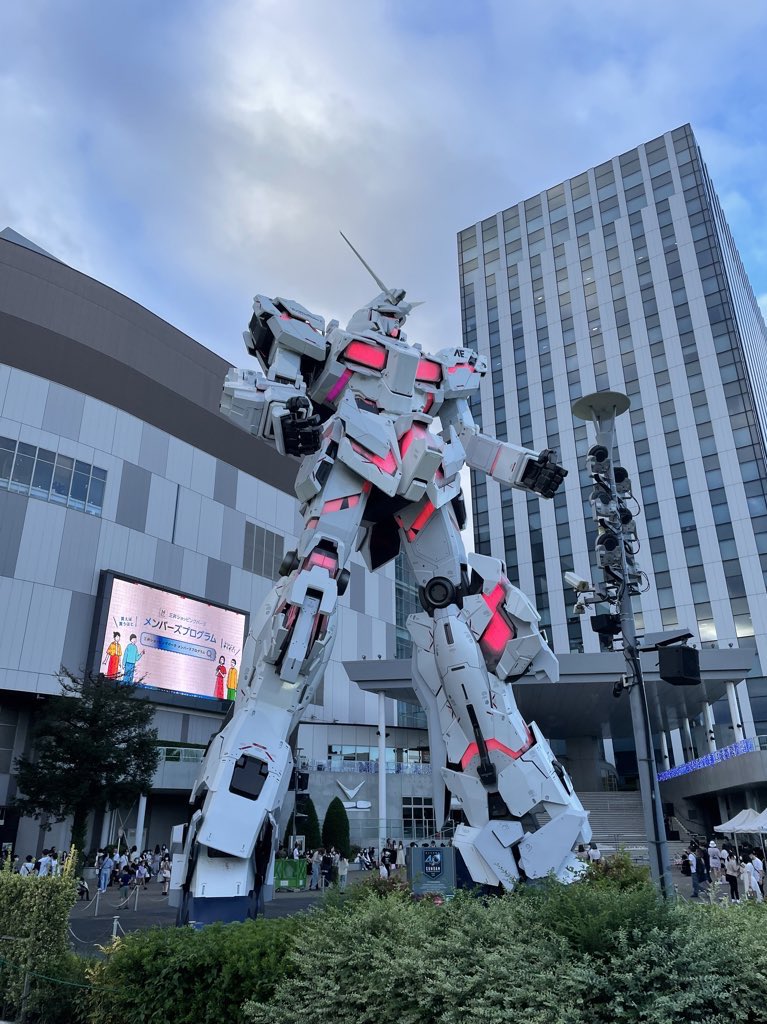 DerrickDover's tweet photo. Celebrating being cast for a new, insanely exciting project with a trip to Diver City Tokyo and the @GundamBase_T. 🥰

I can’t wait to tell everyone, but for now, it’s a secret. 🤫🤐😉

@gundam_info @STRICTG @NewEraCap @newera_japan #ガンダム #ガンダムベース東京 #ガンダム #Gundam https://t.co/NrICF3OkV4