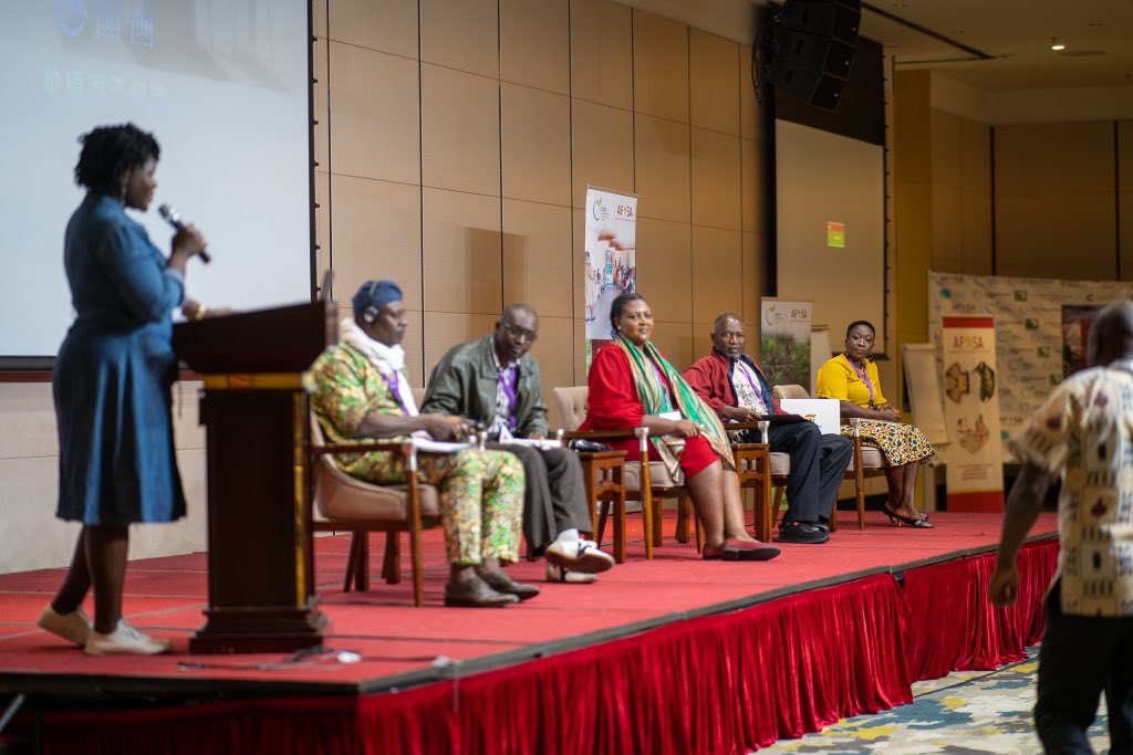 sharon_kiwanuka's tweet photo. The second day of the agroecology climate action convention starts with a panel discussion made of five panelists showcasing agroecological strategies for adaptation and mitigation
#Agroecology4Climate
#ACCC22
#COP27 https://t.co/uXiLlUsovV