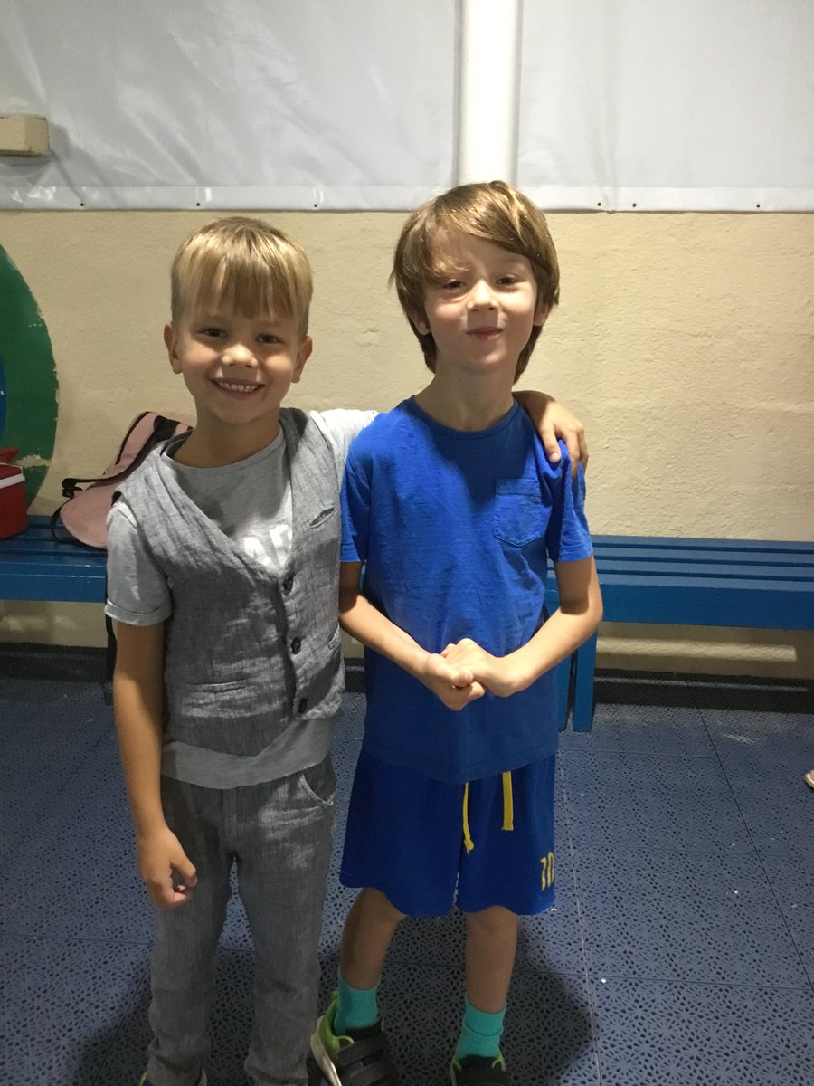 BSMuscatY2's tweet image. Look at all the wonderful colours today! 
Year 2 dressed up as their favourite crayon. 
#thedaythecrayonsquit
@BSMuscatY2 
@BSMuscat 
@BSMuscatPrimary