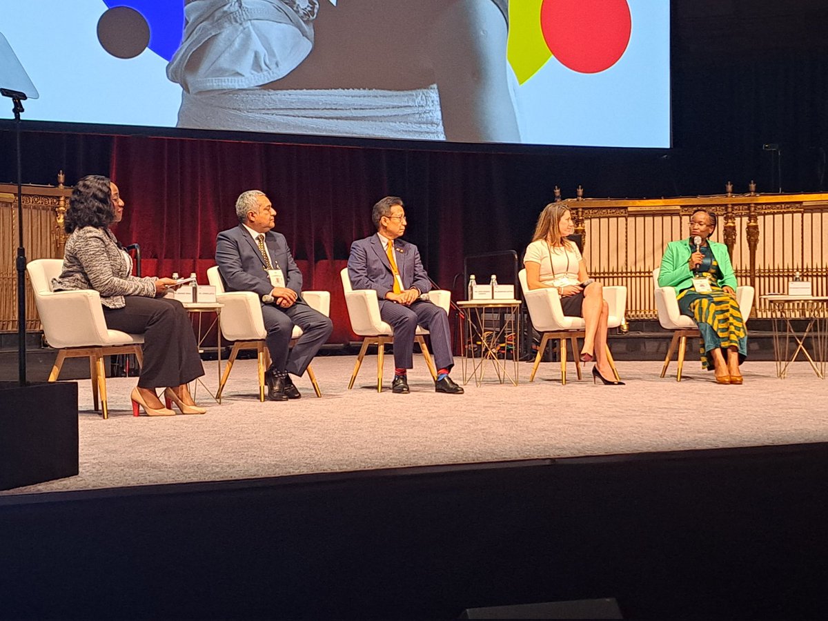 KenyanbyNature's tweet photo. "The govt, the communities, the @GlobalFund & the partnerships built have fundamentally driven the success Kenya has achieved so far towards ending HIV TB & Malaria" PS Health @susan_mochache 🇰🇪
#HongeraGlobalFund
#MeetTheTarget
#ZeroMalariaYouthKE
#Beatcontinues https://t.co/lCrLXHofK7