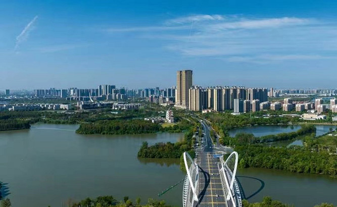 WuhanPlus's tweet photo. 🏞️💚🌊#Wetland parks in #Wuhan are getting prettier and providing more green spaces for leisure, thanks to the city's continuous efforts with protection and improvement in eco-environment and natural resources. Keep up the good work!✅💪👏 [📸/IC] #CityofWetlands #WuhanPlus https://t.co/WgKrRh5vXD