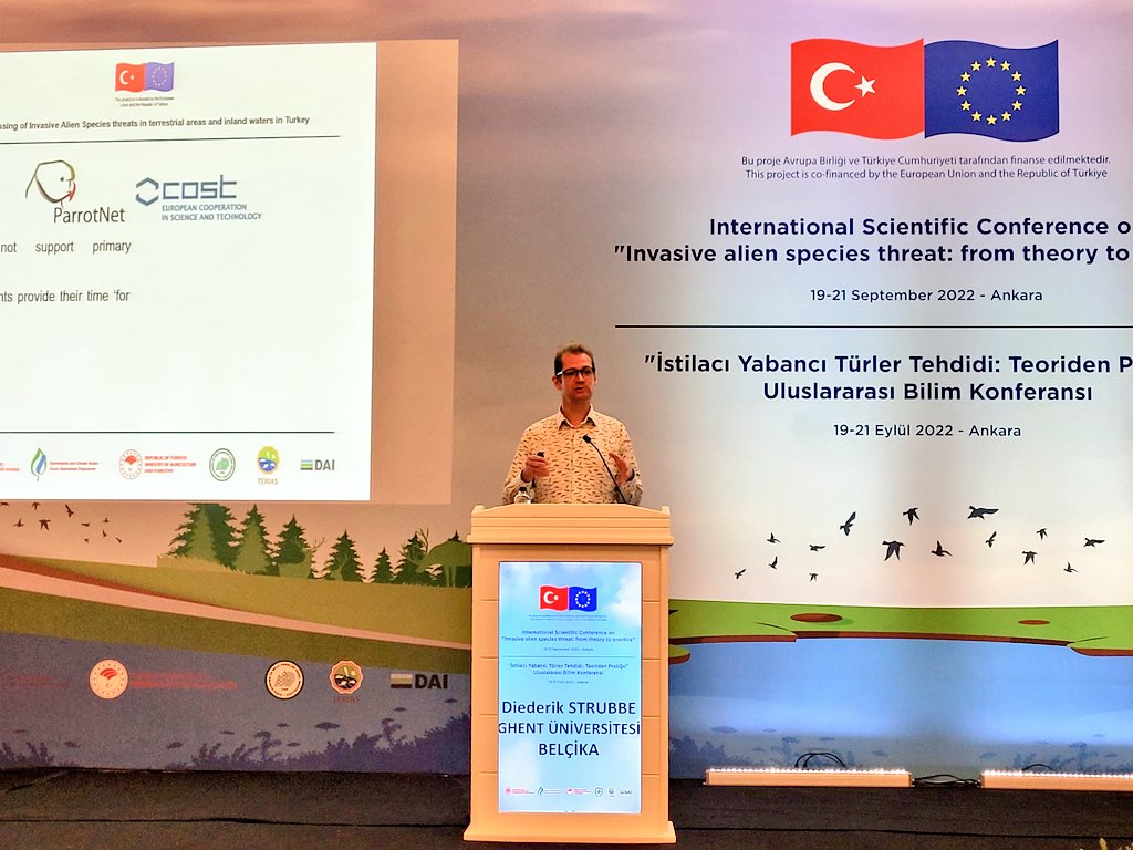 teriasturk_eu's tweet photo. Today’s first session continues with a presentation by @DiederikStrubbe from Ghent University, on “Invasive Rose-ringed parakeets (Psittacula krameri): causes and consequences”. #TerIASConference https://t.co/zJzL6AHSlY