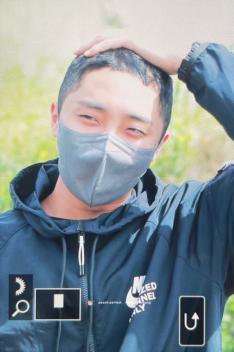 19960319_net's tweet photo. 220920 #황윤성 #윤성 #로미오

타코야키...🐙 https://t.co/OXoOh3PV09