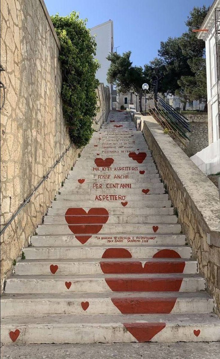 SalvatoreCrisc8's tweet photo. La #vita è un salire fino #Incima , alla #META . La vita è una destinazione provvisoria.  #BuongiornoATutti @enzapaolalove @VentagliP @Graziella_bi_1 @crisalidemalva @MyHeadIsAJungl1 https://t.co/8yjCNrCFk4