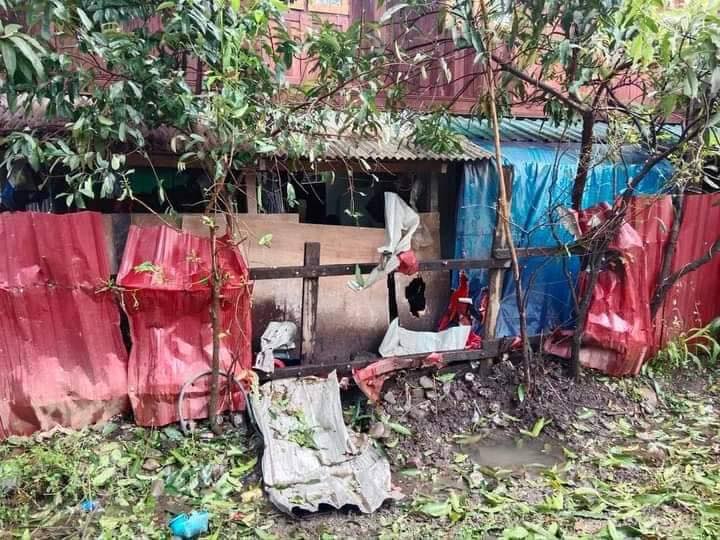MizzimaNews's tweet photo. မြောက်ဦးမြို့တွင် တိုက်ပွဲဖြစ်ပွားခြင်းမရှိဘဲ ညအချိန် စစ်ကောင်စီတပ်က လက်နက်ကြီးများပစ်ခတ်
=============

https://t.co/Kbe1d1qlqH

#ရခိုင်ပြည်နယ်
#မြောက်ဦးမြို့နယ်
#စစ်ကောင်စီတပ်ဖွဲ့
#လက်နက်ကြီးပစ်ခတ်
#Mizzima https://t.co/mkcEZKeiq8