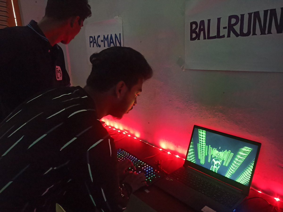 NIST_University's tweet image. Club multimedia, NIST showcased various activities such as #ARModels, #ARGames, Self-built games &amp;amp; presented all the #3Danimations on the eve of #Foundation Day, 26th Anniversary Celebration of NIST Berhampur. 

#multimediaclub #clubs #Events #NIST #AR #ARGames #showcase